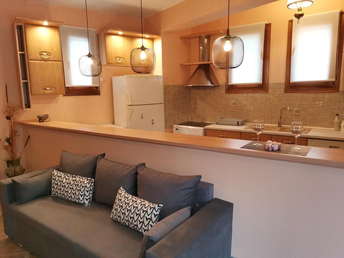 Christie'S Ground Floor Apartment By The Sea Kato Gatzea Esterno foto
